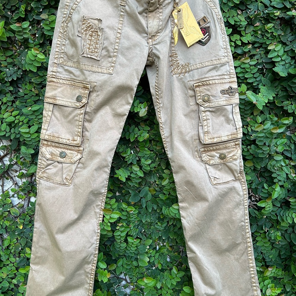 NWT! Amazing Robin’s Jeans Rider Cargo Pants!